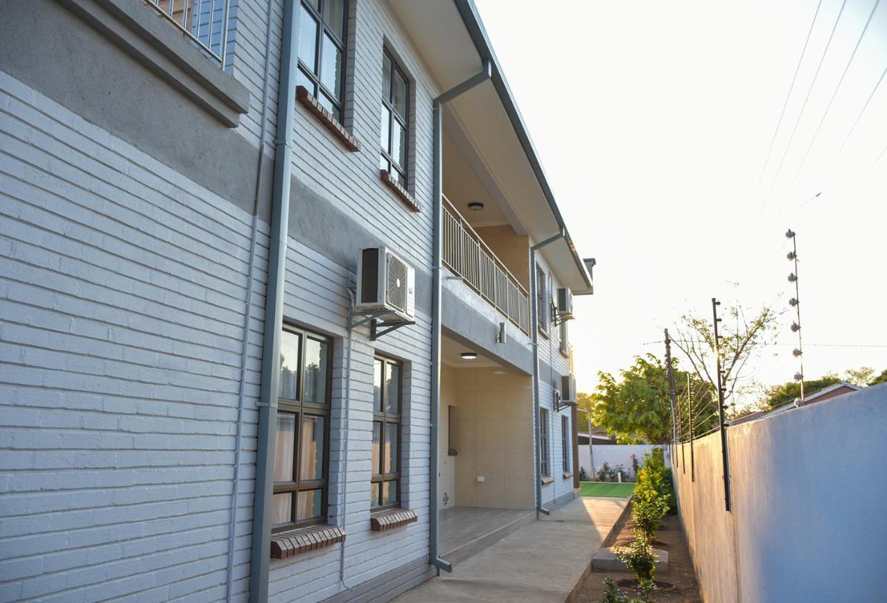 Apartment Two-One-Two Eleven Gaborone Exterior foto